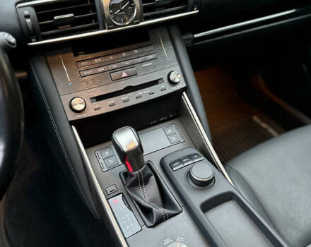 Белый Лексус ИС, объемом двигателя 3.46 л и пробегом 90 тыс. км за 26500 $, фото 10 на Automoto.ua