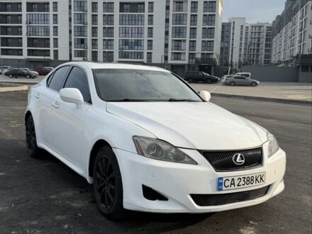 Білий Лексус ІС, об'ємом двигуна 2.5 л та пробігом 236 тис. км за 7100 $, фото 1 на Automoto.ua