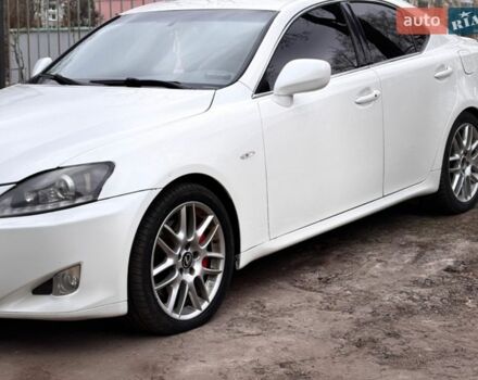 Белый Лексус ИС, объемом двигателя 2.5 л и пробегом 290 тыс. км за 6500 $, фото 1 на Automoto.ua