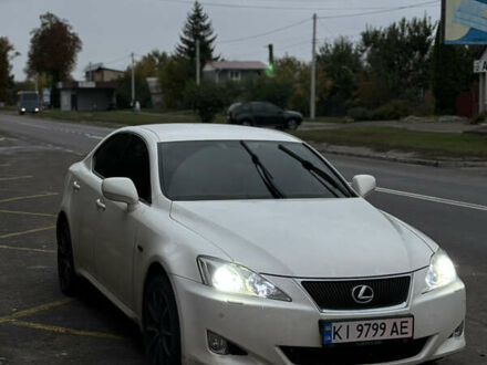 Білий Лексус ІС, об'ємом двигуна 2.23 л та пробігом 305 тис. км за 8700 $, фото 1 на Automoto.ua