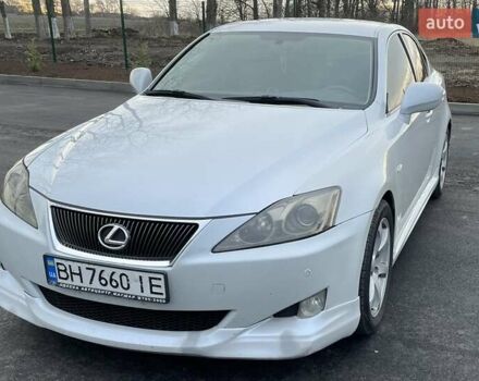 Белый Лексус ИС, объемом двигателя 3 л и пробегом 290 тыс. км за 7100 $, фото 1 на Automoto.ua