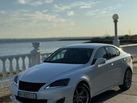 Лексус ИС 2008 в Одессе на Automoto.ua Белый Лексус ИС, объемом двигателя 2.5 л и пробегом 190 тыс. км за 14000 $, фото 1 на Automoto.ua
