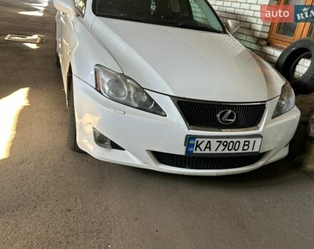 Белый Лексус ИС, объемом двигателя 2.5 л и пробегом 209 тыс. км за 8000 $, фото 1 на Automoto.ua
