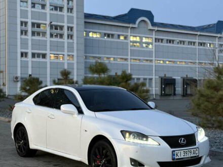 Білий Лексус ІС, об'ємом двигуна 3 л та пробігом 264 тис. км за 9990 $, фото 1 на Automoto.ua
