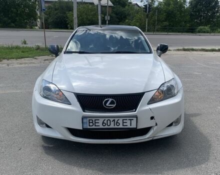 Белый Лексус ИС, объемом двигателя 2.5 л и пробегом 300 тыс. км за 7500 $, фото 1 на Automoto.ua
