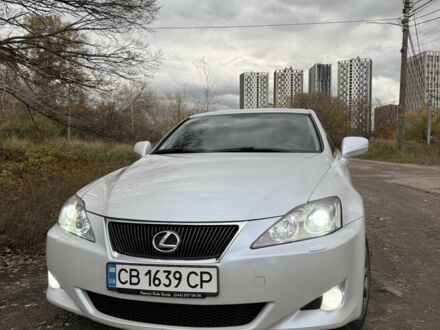 Лексус ИС 2008 в Киеве на Automoto.ua Белый Лексус ИС, объемом двигателя 2.5 л и пробегом 235 тыс. км за 9350 $, фото 1 на Automoto.ua