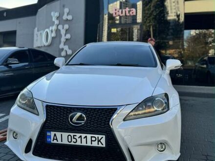 Белый Лексус ИС, объемом двигателя 2.5 л и пробегом 165 тыс. км за 12000 $, фото 1 на Automoto.ua