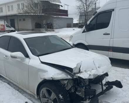 Білий Лексус ІС, об'ємом двигуна 2.5 л та пробігом 265 тис. км за 7000 $, фото 1 на Automoto.ua