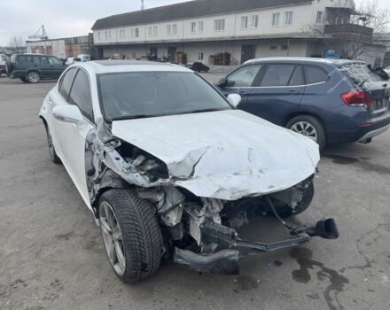 Белый Лексус ИС, объемом двигателя 2.5 л и пробегом 265 тыс. км за 3500 $, фото 1 на Automoto.ua