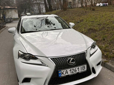 Белый Лексус ИС, объемом двигателя 2.5 л и пробегом 224 тыс. км за 16200 $, фото 1 на Automoto.ua
