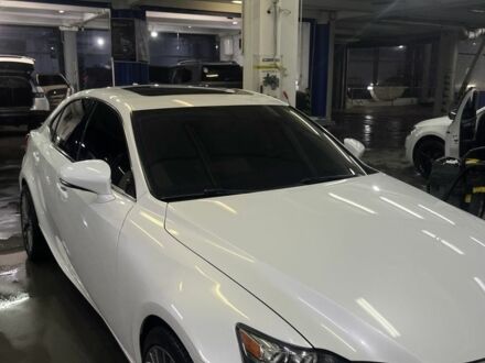 Белый Лексус ИС, объемом двигателя 2.5 л и пробегом 93 тыс. км за 15900 $, фото 1 на Automoto.ua