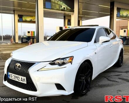 Белый Лексус ИС, объемом двигателя 2.5 л и пробегом 17000 тыс. км за 14900 $, фото 1 на Automoto.ua
