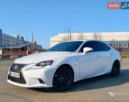 Белый Лексус ИС, объемом двигателя 2.5 л и пробегом 121 тыс. км за 16500 $, фото 1 на Automoto.ua