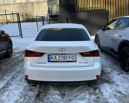 Білий Лексус ІС, об'ємом двигуна 2.5 л та пробігом 144 тис. км за 14500 $, фото 1 на Automoto.ua