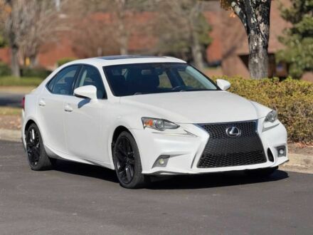 Білий Лексус ІС, об'ємом двигуна 2.5 л та пробігом 88 тис. км за 4350 $, фото 1 на Automoto.ua