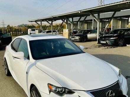 Белый Лексус ИС, объемом двигателя 2.5 л и пробегом 196 тыс. км за 9800 $, фото 1 на Automoto.ua