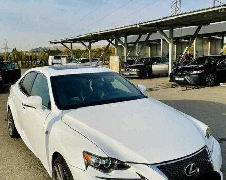Белый Лексус ИС, объемом двигателя 2.5 л и пробегом 196 тыс. км за 9800 $, фото 1 на Automoto.ua