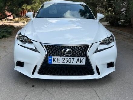 Белый Лексус ИС, объемом двигателя 2.5 л и пробегом 177 тыс. км за 16500 $, фото 1 на Automoto.ua