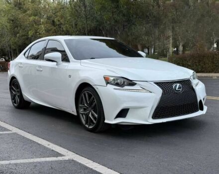 Белый Лексус ИС, объемом двигателя 2.5 л и пробегом 70 тыс. км за 6300 $, фото 1 на Automoto.ua