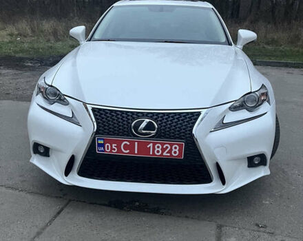 Белый Лексус ИС, объемом двигателя 0 л и пробегом 168 тыс. км за 17999 $, фото 1 на Automoto.ua