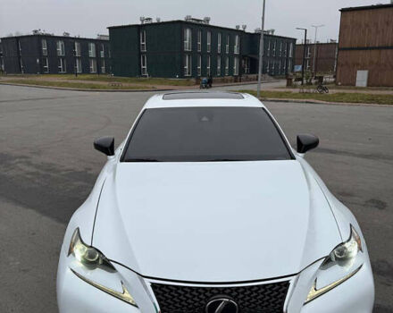 Білий Лексус ІС, об'ємом двигуна 2 л та пробігом 114 тис. км за 20900 $, фото 1 на Automoto.ua