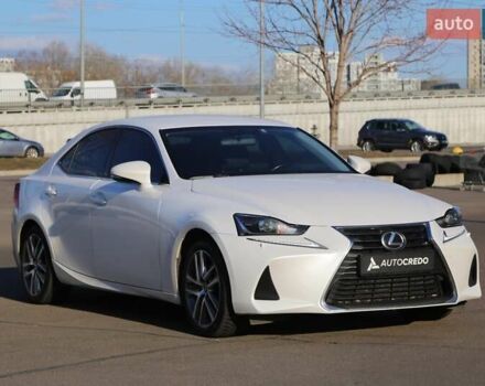 Белый Лексус ИС, объемом двигателя 2 л и пробегом 147 тыс. км за 22900 $, фото 1 на Automoto.ua