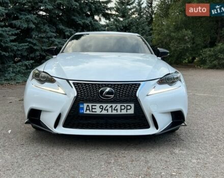 Белый Лексус ИС, объемом двигателя 2 л и пробегом 117 тыс. км за 19900 $, фото 1 на Automoto.ua