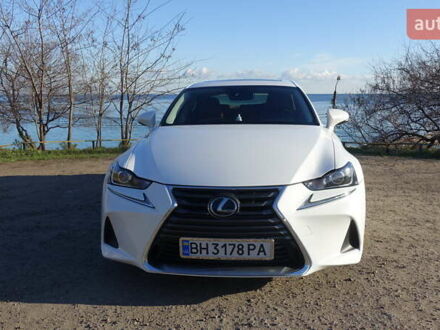 Белый Лексус ИС, объемом двигателя 3.46 л и пробегом 61 тыс. км за 26000 $, фото 1 на Automoto.ua