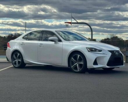 Белый Лексус ИС, объемом двигателя 3.5 л и пробегом 41 тыс. км за 8500 $, фото 1 на Automoto.ua