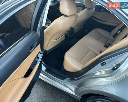 Бежевый Лексус ИС, объемом двигателя 2 л и пробегом 159 тыс. км за 19999 $, фото 25 на Automoto.ua