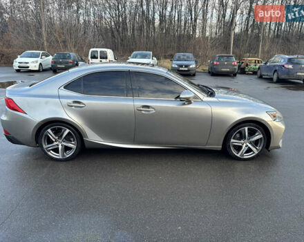 Бежевый Лексус ИС, объемом двигателя 2 л и пробегом 159 тыс. км за 19999 $, фото 3 на Automoto.ua