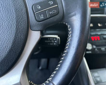 Бежевый Лексус ИС, объемом двигателя 2 л и пробегом 159 тыс. км за 19999 $, фото 16 на Automoto.ua