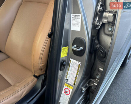 Бежевый Лексус ИС, объемом двигателя 2 л и пробегом 159 тыс. км за 19999 $, фото 11 на Automoto.ua