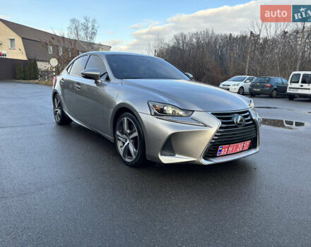 Бежевый Лексус ИС, объемом двигателя 2 л и пробегом 159 тыс. км за 19999 $, фото 2 на Automoto.ua
