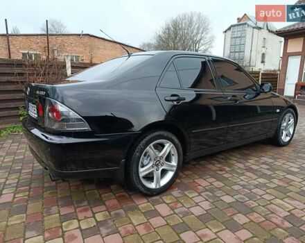 Чорний Лексус ІС, об'ємом двигуна 1.99 л та пробігом 203 тис. км за 4999 $, фото 6 на Automoto.ua