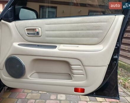 Чорний Лексус ІС, об'ємом двигуна 1.99 л та пробігом 203 тис. км за 4999 $, фото 34 на Automoto.ua