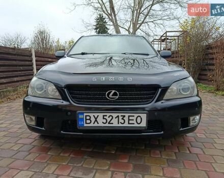 Чорний Лексус ІС, об'ємом двигуна 1.99 л та пробігом 203 тис. км за 4999 $, фото 2 на Automoto.ua