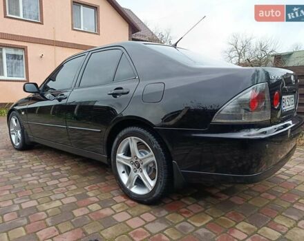 Чорний Лексус ІС, об'ємом двигуна 1.99 л та пробігом 203 тис. км за 4999 $, фото 14 на Automoto.ua