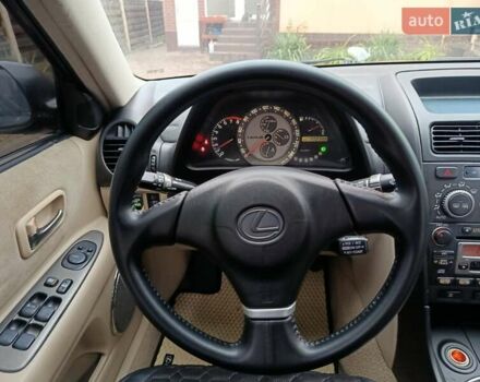 Чорний Лексус ІС, об'ємом двигуна 1.99 л та пробігом 203 тис. км за 4999 $, фото 39 на Automoto.ua