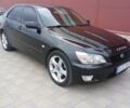 Чорний Лексус ІС, об'ємом двигуна 2 л та пробігом 300 тис. км за 5000 $, фото 1 на Automoto.ua