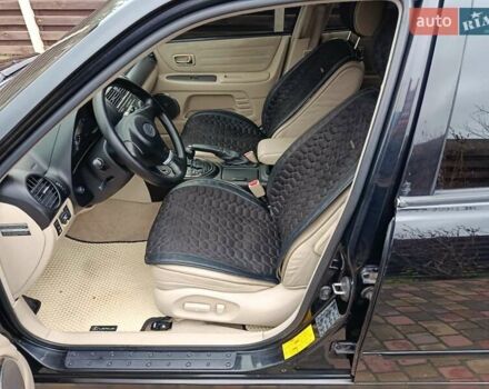 Чорний Лексус ІС, об'ємом двигуна 1.99 л та пробігом 203 тис. км за 4999 $, фото 18 на Automoto.ua