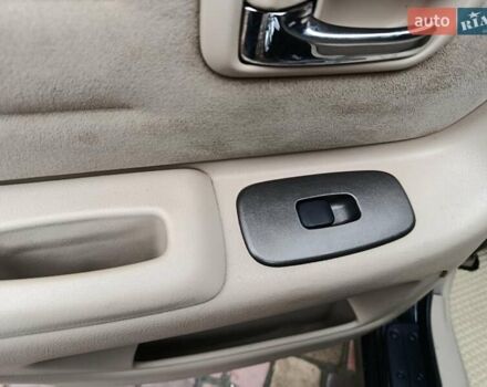 Чорний Лексус ІС, об'ємом двигуна 1.99 л та пробігом 203 тис. км за 4999 $, фото 26 на Automoto.ua