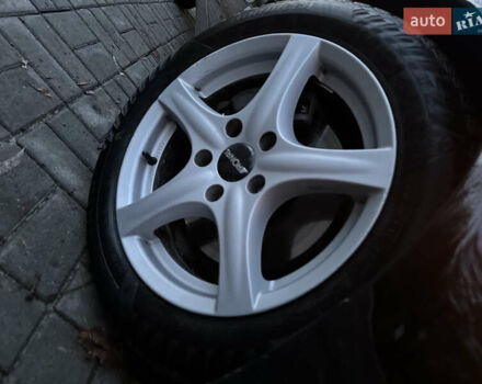 Чорний Лексус ІС, об'ємом двигуна 2 л та пробігом 191 тис. км за 5300 $, фото 20 на Automoto.ua