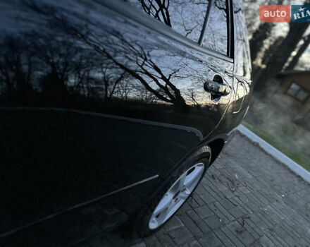 Чорний Лексус ІС, об'ємом двигуна 2 л та пробігом 191 тис. км за 5300 $, фото 18 на Automoto.ua