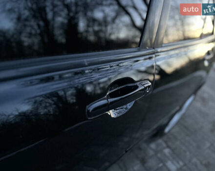 Чорний Лексус ІС, об'ємом двигуна 2 л та пробігом 191 тис. км за 5300 $, фото 16 на Automoto.ua