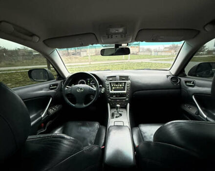 Черный Лексус ИС, объемом двигателя 2.5 л и пробегом 245 тыс. км за 9400 $, фото 11 на Automoto.ua