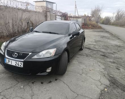 Черный Лексус ИС, объемом двигателя 2.2 л и пробегом 376 тыс. км за 4950 $, фото 1 на Automoto.ua