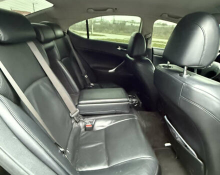 Черный Лексус ИС, объемом двигателя 2.5 л и пробегом 245 тыс. км за 9400 $, фото 8 на Automoto.ua