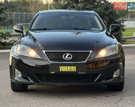 Чорний Лексус ІС, об'ємом двигуна 2.5 л та пробігом 207 тис. км за 9350 $, фото 2 на Automoto.ua