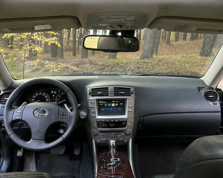 Лексус ІС 2006 у Изюме на Automoto.ua Чорний Лексус ІС, об'ємом двигуна 3.46 л та пробігом 160 тис. км за 9999 $, фото 9 на Automoto.ua